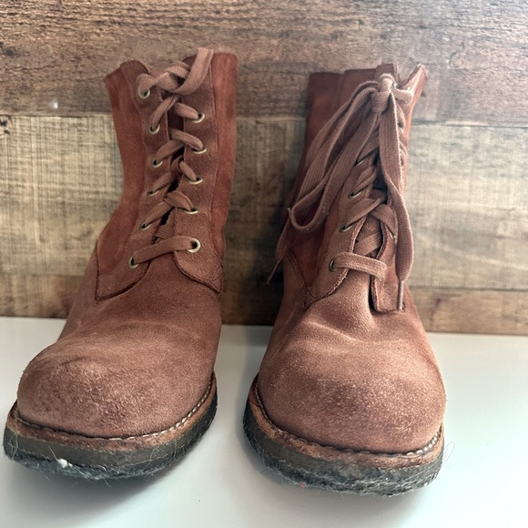 Ugg Australia Sofia Cinnamon Ankle Heeled Booties - Picture 4 of 6